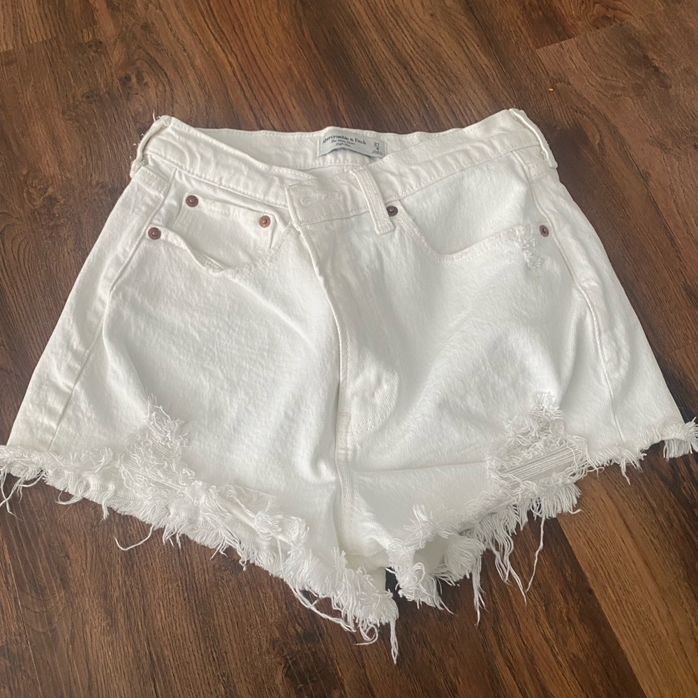 Abercrombie white the mom denim shorts